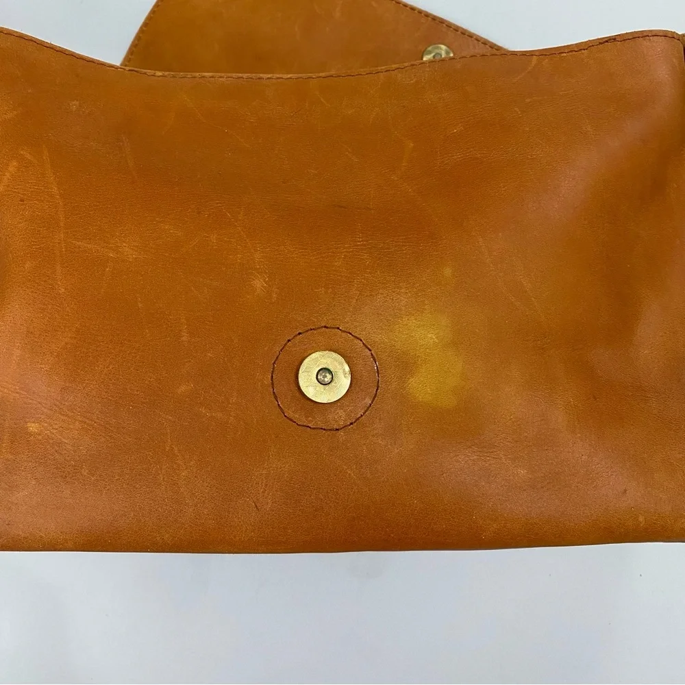 Raven + Lily Tan Leather Messenger Bag Cognac Crossbody Classic Weathered Boho